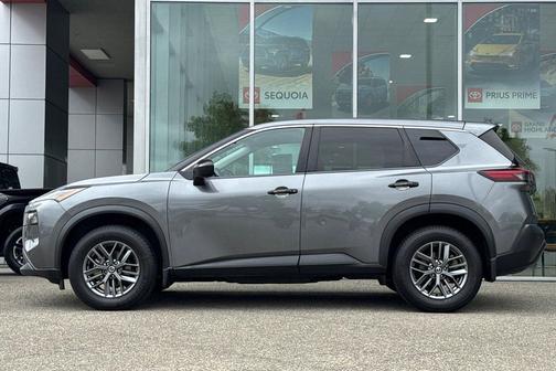 Gun Metallic 2021 Nissan Rogue S