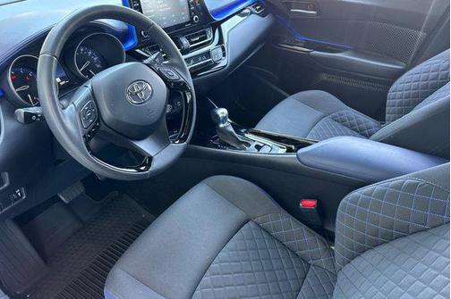 2021 Toyota C-HR XLE