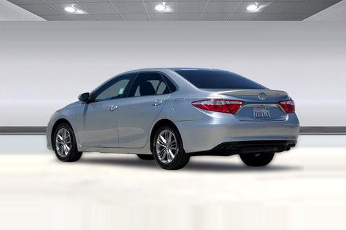 Celestial Silver Metallic 2015 Toyota Camry SE
