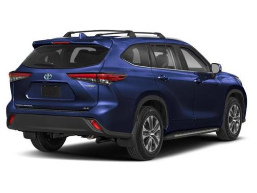 Ruby Flare Pearl 2026 Toyota Highlander Hybrid XLE