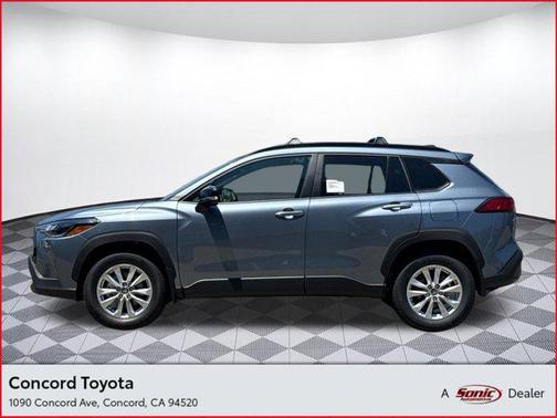 2025 Toyota Corolla Cross LE