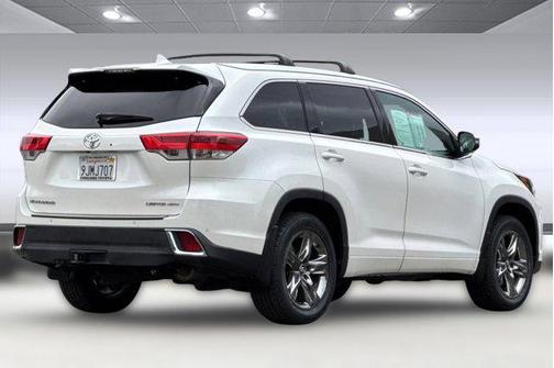 2019 Toyota Highlander Limited Platinum