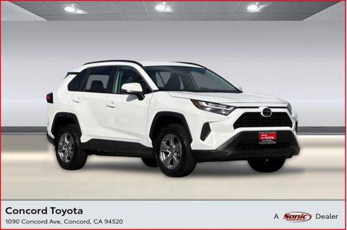 2025 Toyota RAV4 XLE