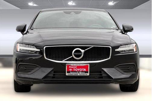2020 Volvo S60 T5 Momentum