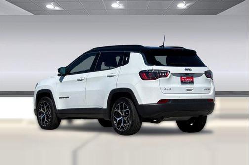 Bright White Clearcoat 2025 Jeep Compass Limited