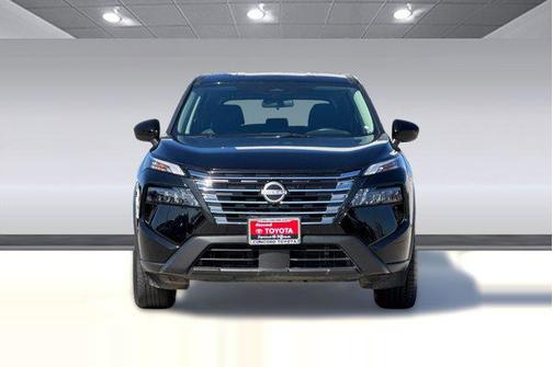 Super Black 2025 Nissan Rogue SV
