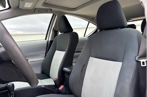 2013 Toyota Prius c Three