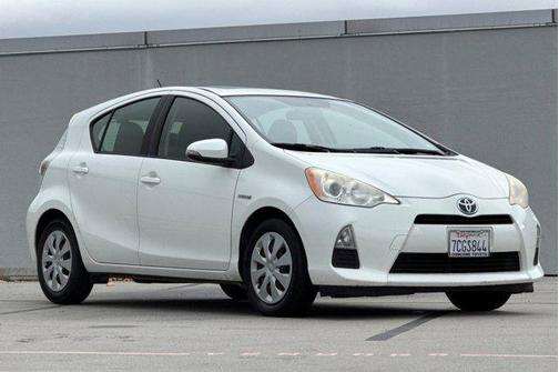 2013 Toyota Prius c Three
