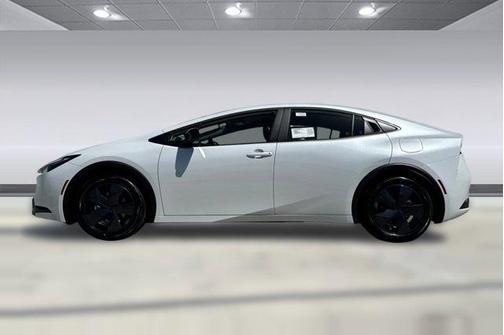 Wind Chill Pearl 2026 Toyota Prius Plug-In Hybrid SE
