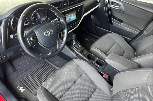 2018 Toyota Corolla iM Base