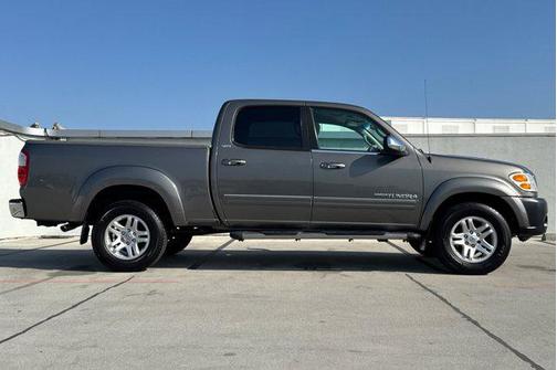2004 Toyota Tundra SR5
