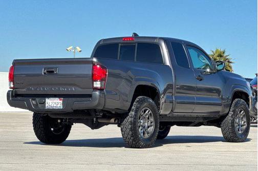 2022 Toyota Tacoma SR