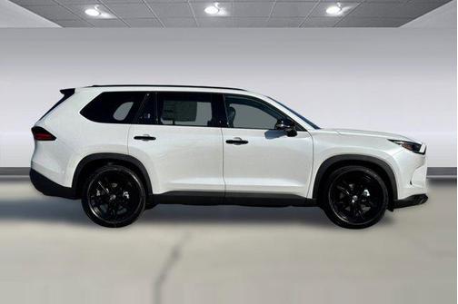 2026 Toyota Highlander Hybrid Base