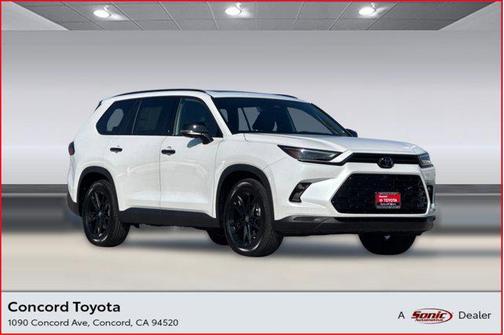 2026 Toyota Highlander Hybrid Base