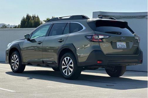 2023 Subaru Outback Premium