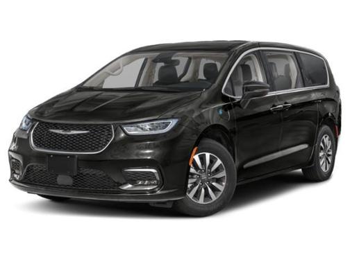 Brilliant Black Crystal Pearlcoat 2024 Chrysler Pacifica L