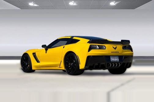 Velocity Yellow Tintcoat 2015 Chevrolet Corvette Z06 Hardtop