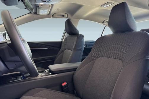 Underground 2026 Toyota Camry LE