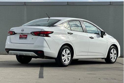 2024 Nissan Versa 1.6 S