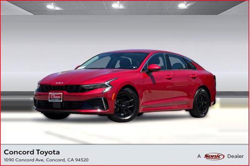 Runway Red 2025 Kia K5 LXS