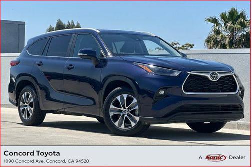 2023 Toyota Highlander XLE