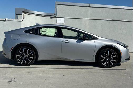 2025 Toyota Prius L