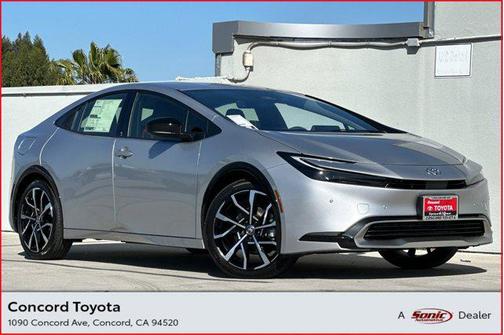 2025 Toyota Prius L