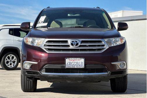 2011 Toyota Highlander SE