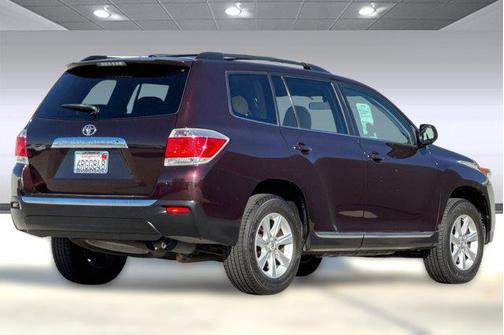 2011 Toyota Highlander SE