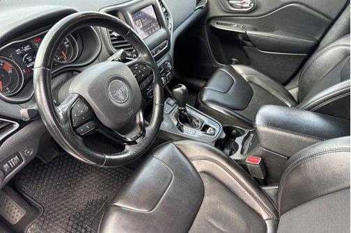 2020 Jeep Cherokee Altitude