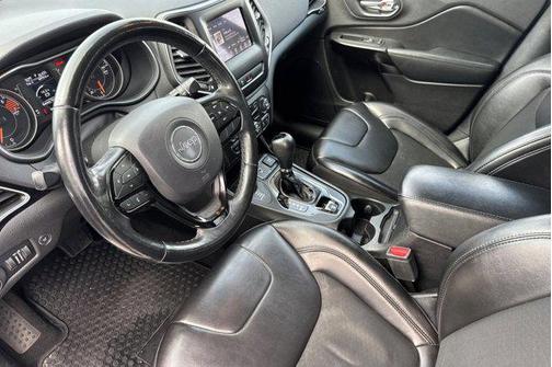 2020 Jeep Cherokee Altitude