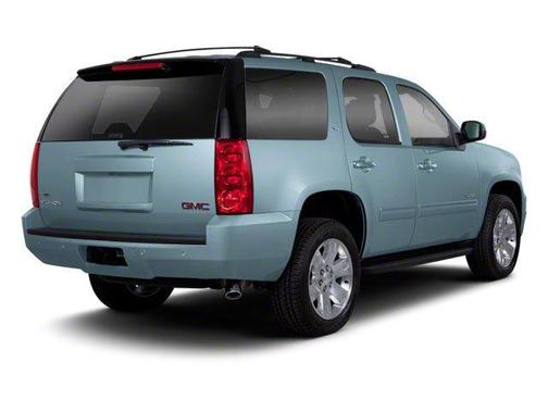 Quicksilver Metallic 2013 GMC Yukon SLT