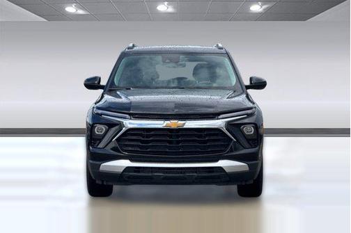 Mosaic Black Metallic 2025 Chevrolet Trailblazer LT