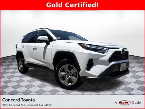 2023 Toyota RAV4 XLE