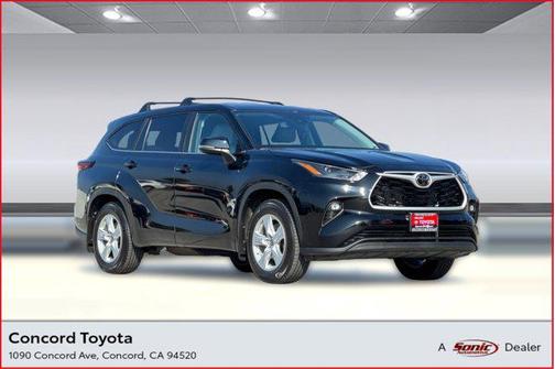 2024 Toyota Highlander LE