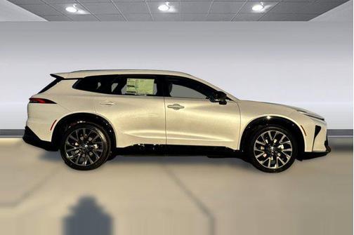 2026 Toyota Crown Signia XLE