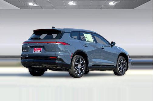 2026 Toyota Crown Signia XLE