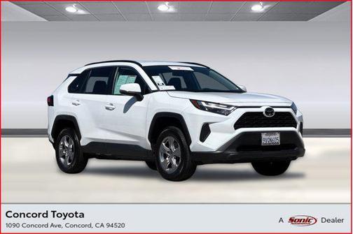 2023 Toyota RAV4 XLE