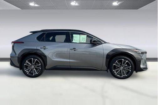 2023 Toyota bZ4X Limited