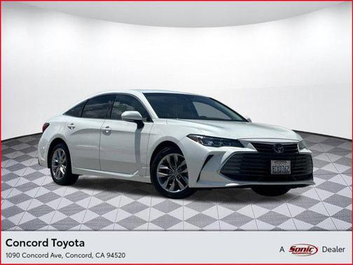 2021 Toyota Avalon XLE