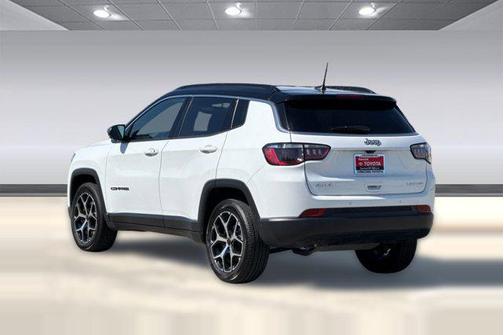 Bright White Clearcoat 2025 Jeep Compass Limited