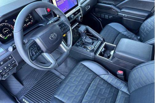 2026 Toyota Tacoma Hybrid TRD Off Road