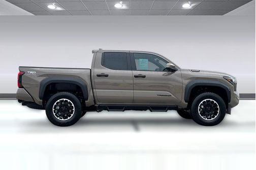 2026 Toyota Tacoma Hybrid TRD Off Road