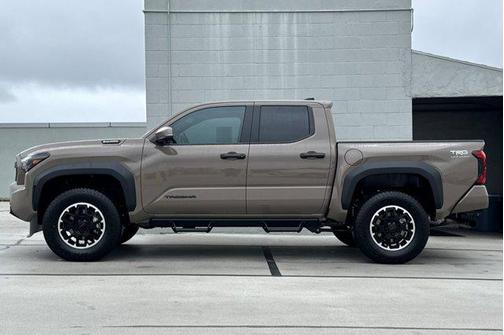 2026 Toyota Tacoma Hybrid TRD Off Road