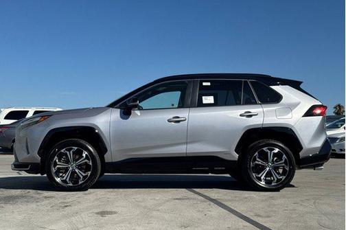 2025 Toyota RAV4 Hybrid SE