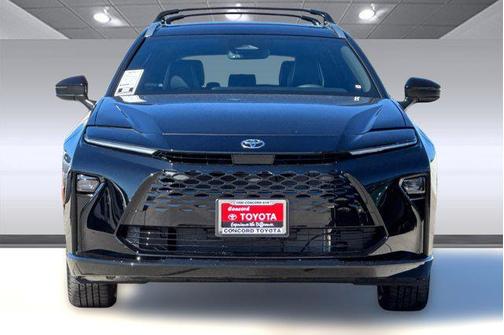 2025 Toyota Crown Signia XLE