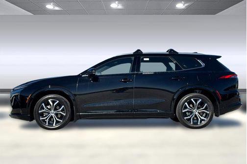 2025 Toyota Crown Signia XLE