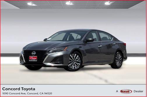 Gun Metallic 2025 Nissan Altima SV FWD