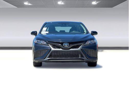 Midnight Black Metallic 2024 Toyota Camry SE