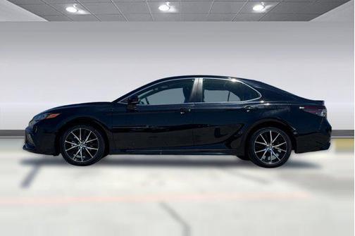 Midnight Black Metallic 2024 Toyota Camry SE